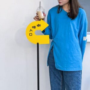 creative landing sign